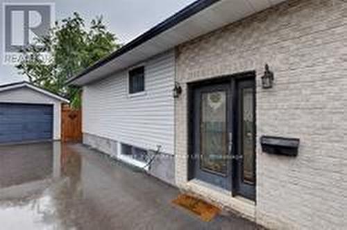 #Bsmt -176 Colborne St W, Kawartha Lakes, ON - Outdoor With Exterior
