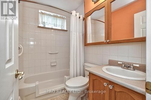 101 - 24 Ransom Street, Halton Hills, ON - Indoor Photo Showing Bathroom