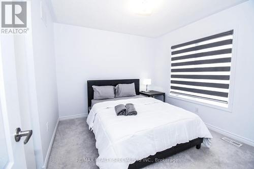 92 Tumblewood Pl, Welland, ON - Indoor Photo Showing Bedroom