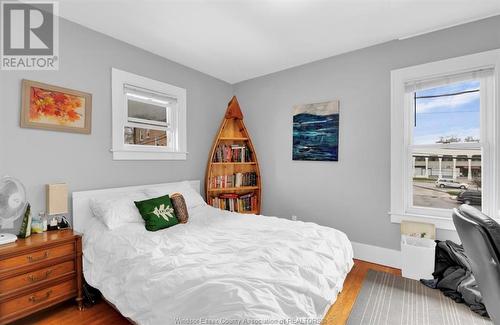 1525 Dufferin, Windsor, ON - Indoor Photo Showing Bedroom