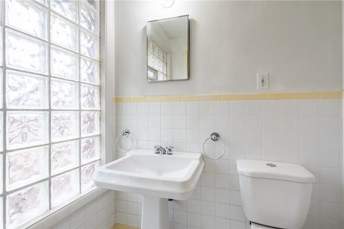 276 Lakeshore Road W, Oakville, ON - Indoor Photo Showing Bathroom