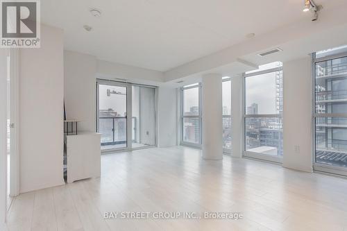 1615 - 400 Adelaide Street E, Toronto, ON - Indoor Photo Showing Other Room