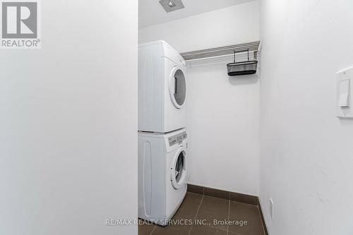 #1114 -1030 King St W, Toronto, ON - Indoor Photo Showing Laundry Room
