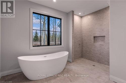 31829 Marshville Drive, Wainfleet, ON - Indoor Photo Showing Bathroom