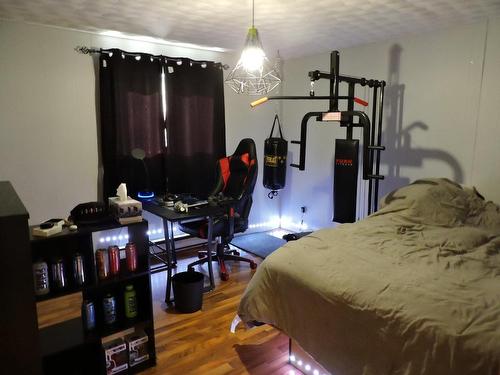 Bedroom - 505 159E Rue, Saint-Georges, QC - Indoor Photo Showing Bedroom