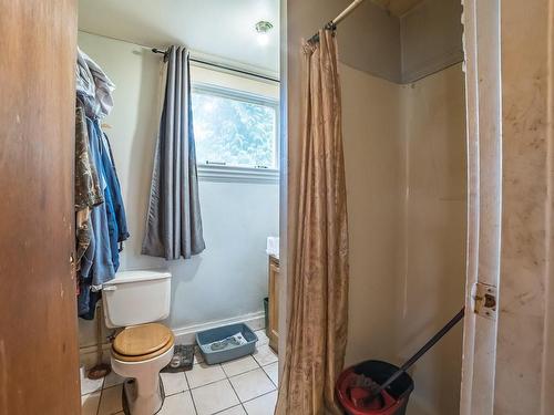 1226 Lawlor Rd, Nanaimo, BC - Indoor Photo Showing Bathroom