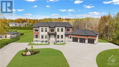 5817 Red Castle Ridge, Manotick, ON - Outdoor With Facade