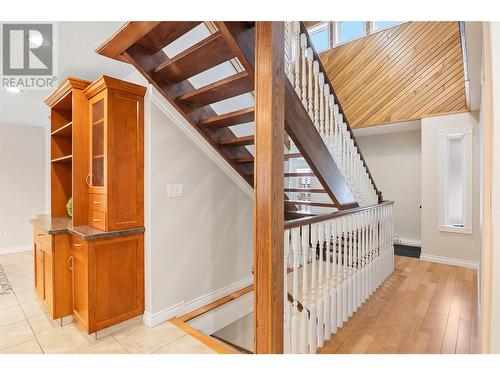 1573 Mountain View Drive, Revelstoke, BC - Indoor Photo Showing Other Room