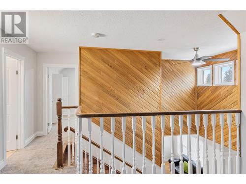 1573 Mountain View Drive, Revelstoke, BC - Indoor Photo Showing Other Room