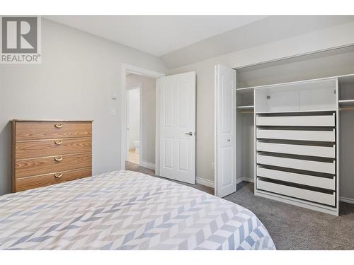1573 Mountain View Drive, Revelstoke, BC - Indoor Photo Showing Bedroom