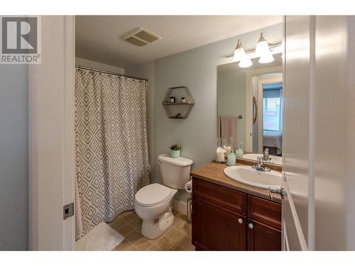 246 Hastings Avenue Unit# 207, Penticton, BC - Indoor Photo Showing Bathroom