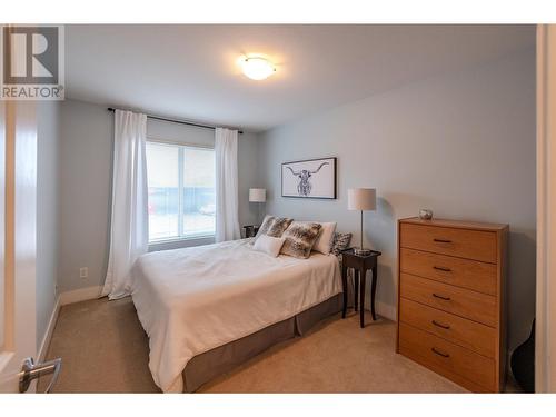 246 Hastings Avenue Unit# 207, Penticton, BC - Indoor Photo Showing Bedroom