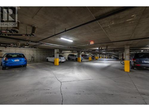 246 Hastings Avenue Unit# 207, Penticton, BC - Indoor Photo Showing Garage