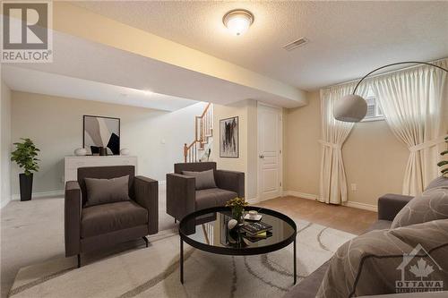 377 Twinflower Way, Ottawa, ON - Indoor Photo Showing Living Room