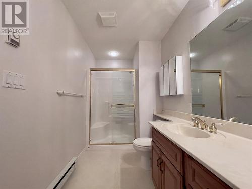 7801 Spartan Drive Unit# 215, Osoyoos, BC - Indoor Photo Showing Bathroom