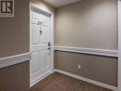 3388 Skaha Lake Road Unit# 601, Penticton, BC - Indoor Photo Showing Other Room