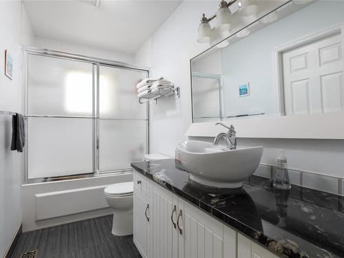 19-452 Glen Pine Court, Kelowna, BC - Indoor Photo Showing Bathroom