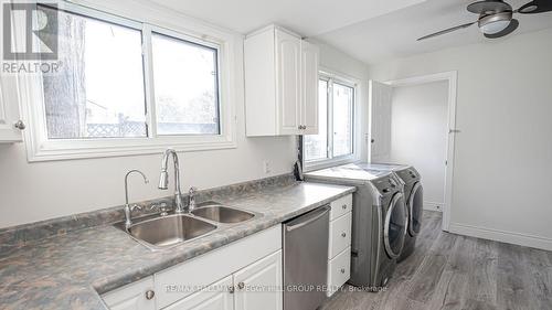 395 Little Ave, Barrie, ON - Indoor Photo Showing Laundry Room