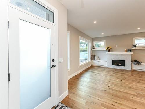 4005 Buckstone Rd, Courtenay, BC - Indoor With Fireplace