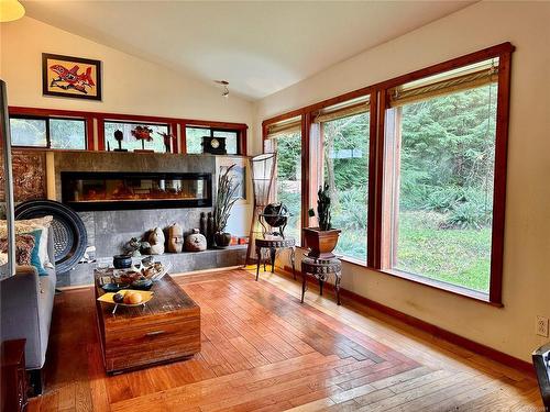 1498 Carrington Bay Rd, Cortes Island, BC - Indoor With Fireplace