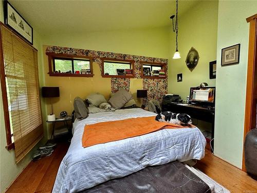 1498 Carrington Bay Rd, Cortes Island, BC - Indoor Photo Showing Bedroom