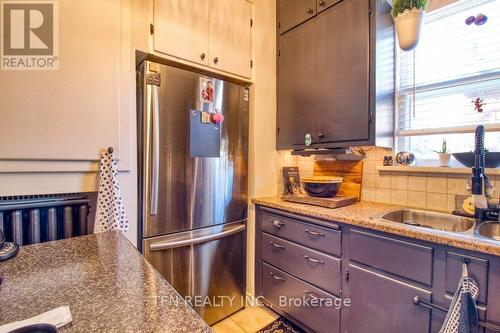 52 Lacroix Street, Chatham-Kent, ON - Indoor Photo Showing Kitchen