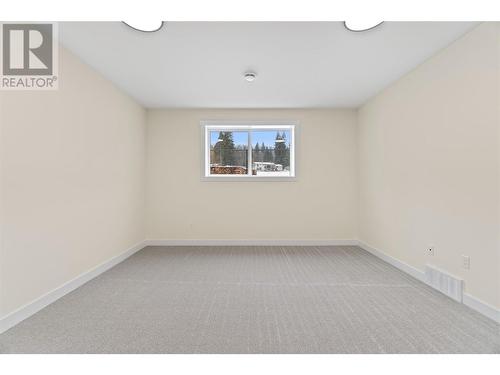 1840 10 Street Sw Unit# 24, Salmon Arm, BC - Indoor Photo Showing Other Room