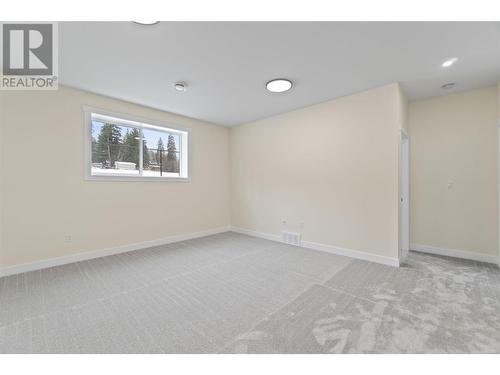 1840 10 Street Sw Unit# 24, Salmon Arm, BC - Indoor Photo Showing Other Room