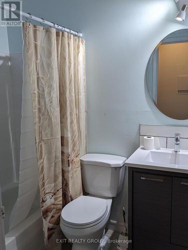 #112 -80 Grier St, Belleville, ON - Indoor Photo Showing Bathroom