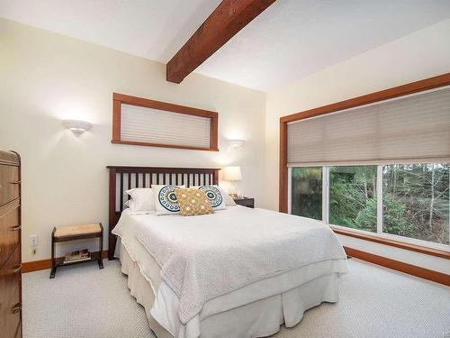 3065 Martin Rd, Campbell River, BC - Indoor Photo Showing Bathroom