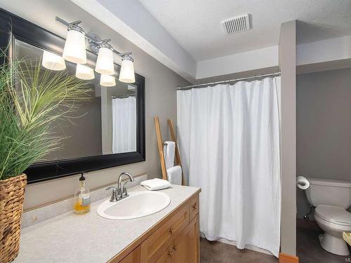 3065 Martin Rd, Campbell River, BC - Indoor Photo Showing Bathroom