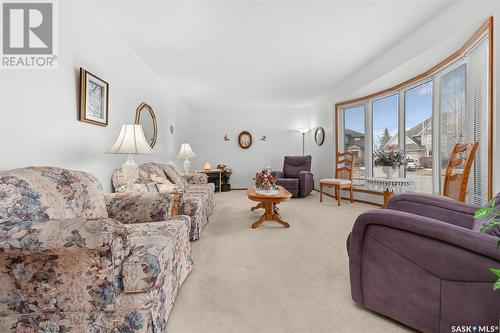 16 Marigold Crescent, Moose Jaw, SK - Indoor Photo Showing Living Room