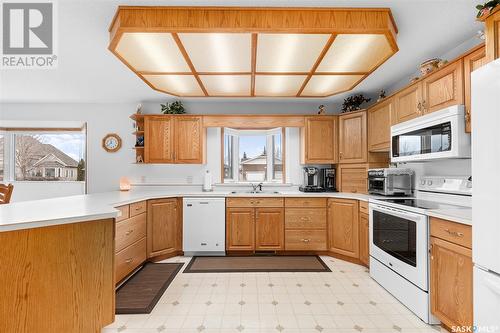 16 Marigold Crescent, Moose Jaw, SK - Indoor Photo Showing Kitchen
