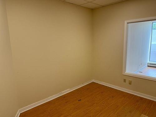 Office - 207-10 Boul. Churchill, Longueuil (Greenfield Park), QC - Indoor Photo Showing Other Room