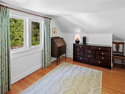 2675 Anderson Rd, Sooke, BC - Indoor Photo Showing Bedroom