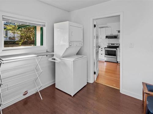 2675 Anderson Rd, Sooke, BC - Indoor Photo Showing Laundry Room
