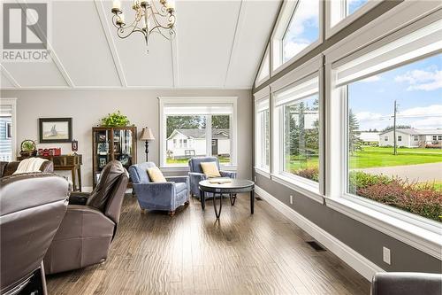 51 Wilfred, Cap-Pelé, NB - Indoor Photo Showing Living Room