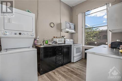 73 King Street W, Brockville, ON - Indoor Photo Showing Laundry Room