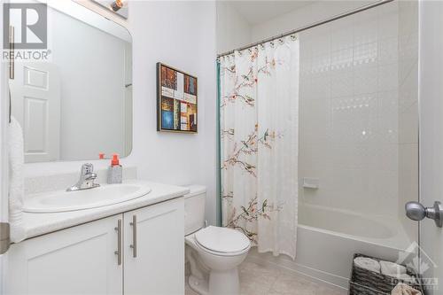 265 Opale Street, Rockland, ON - Indoor Photo Showing Bathroom