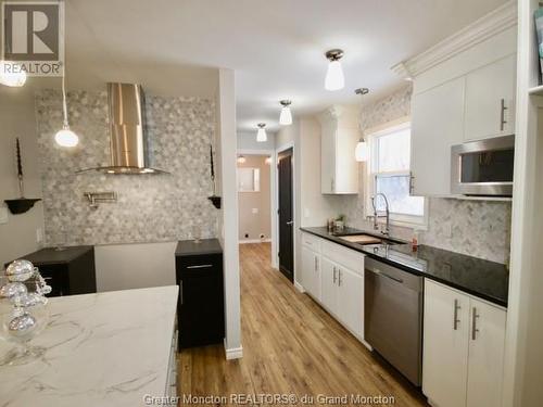 104 Winnebago St, Oromocto, NB - Indoor Photo Showing Kitchen With Upgraded Kitchen