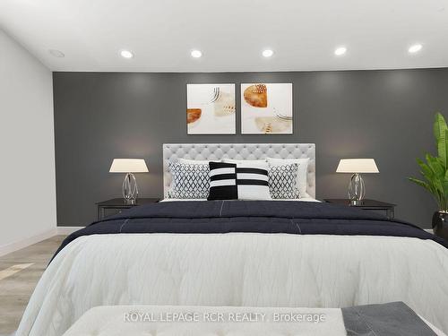 49 Elizabeth St, Orangeville, ON - Indoor Photo Showing Bedroom