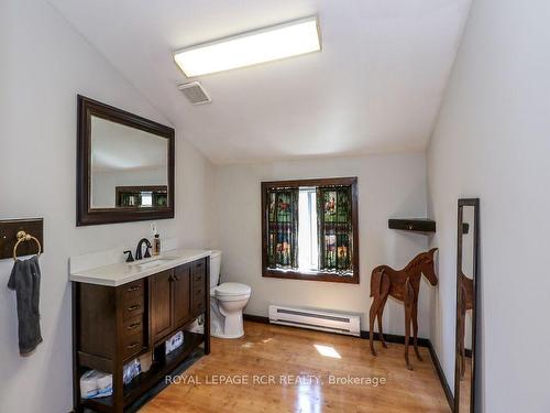 1148 10Th Sdrd, New Tecumseth, ON - Indoor Photo Showing Bathroom