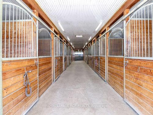 1148 10Th Sdrd, New Tecumseth, ON - Indoor Photo Showing Other Room