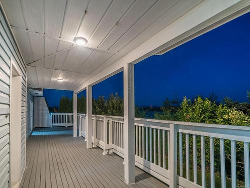 329 Mclean St South, Campbell River, BC -  With Deck Patio Veranda With Exterior