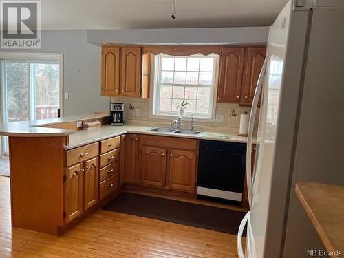30 Clover Lane, Penobsquis, NB - Indoor Photo Showing Kitchen With Double Sink