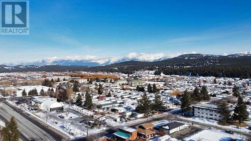 2025 10Th Street, Cranbrook, BC - Outdoor With View