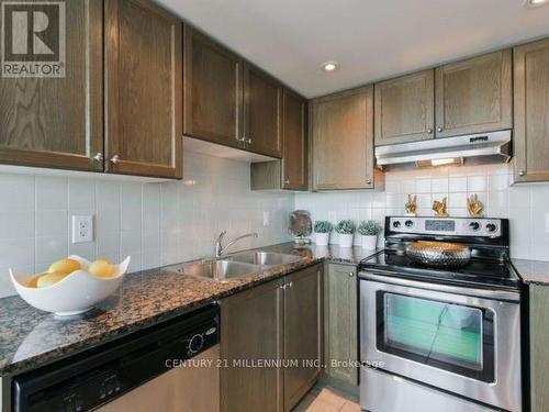 #2504 -9 George St N, Brampton, ON - Indoor Photo Showing Kitchen With Double Sink