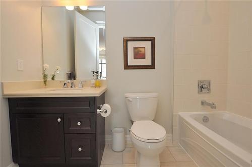 112 King Street E|Unit #1109, Hamilton, ON - Indoor Photo Showing Bathroom