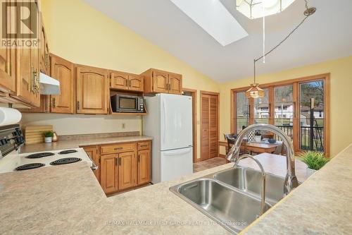 8 Burgess Cres, Hamilton Township, ON - Indoor Photo Showing Kitchen With Double Sink