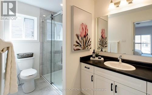 13 Maidens Cres, Collingwood, ON - Indoor Photo Showing Bathroom